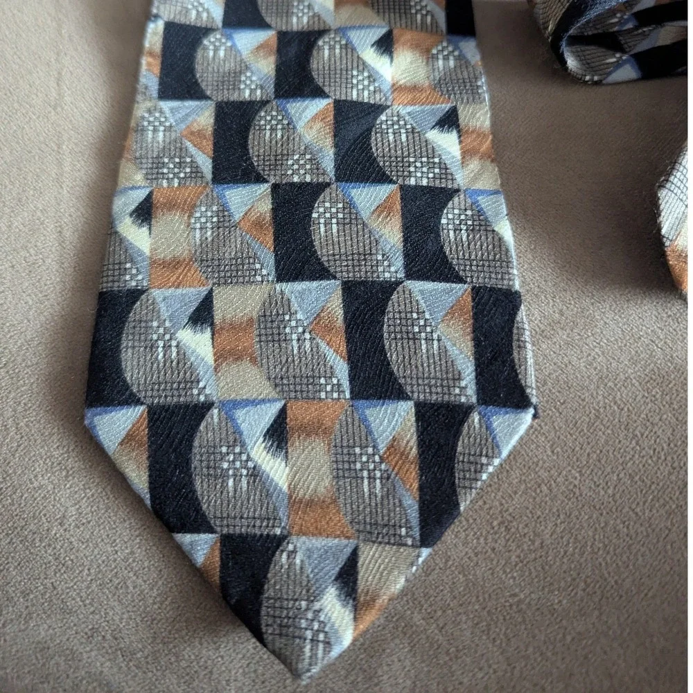 VTG Courreges Homme Mens Geometric 100% Silk Tie Black Brown‎ Tan Blue Abstract